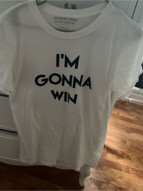 Phenomenal Woman 'I'm Gonna Win' White Graphic Tee